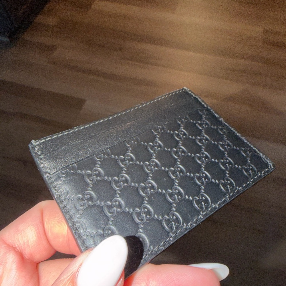Gucci Embossed Black Card Holder - Picture 5 of 5